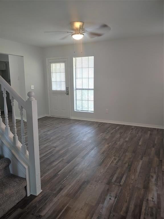 215 Lake Park Rd - Photo 3 of 16