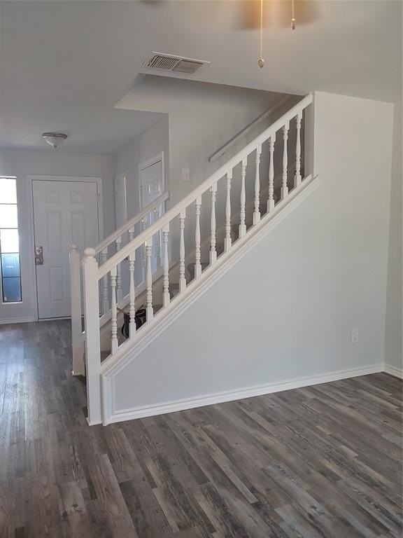 215 Lake Park Rd - Photo 6 of 16