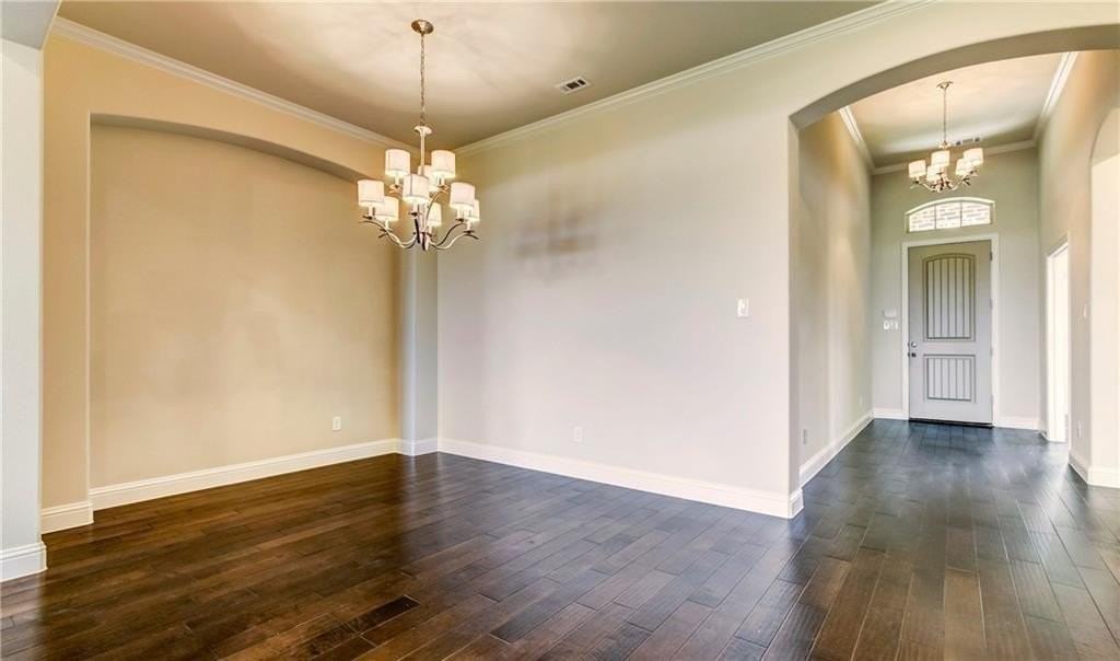 905 Overton Ave - Photo 6 of 24