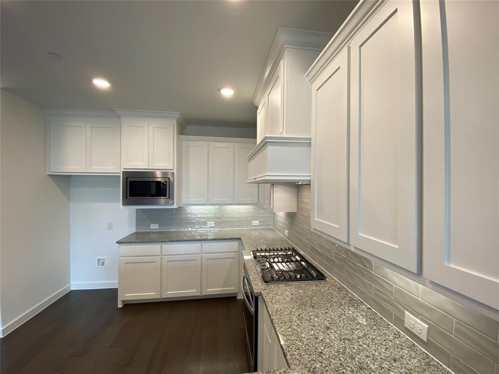 2721 Vista Park Ln - Photo 6 of 36