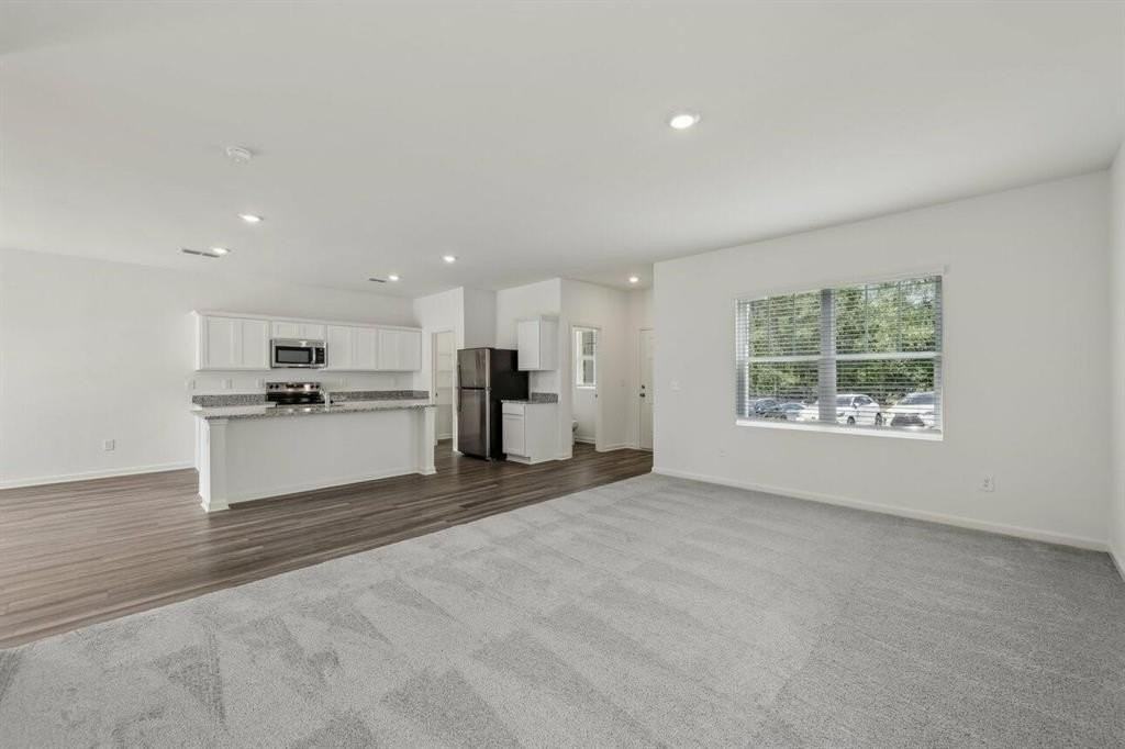 3220 Dillonwood St - Photo 3 of 20