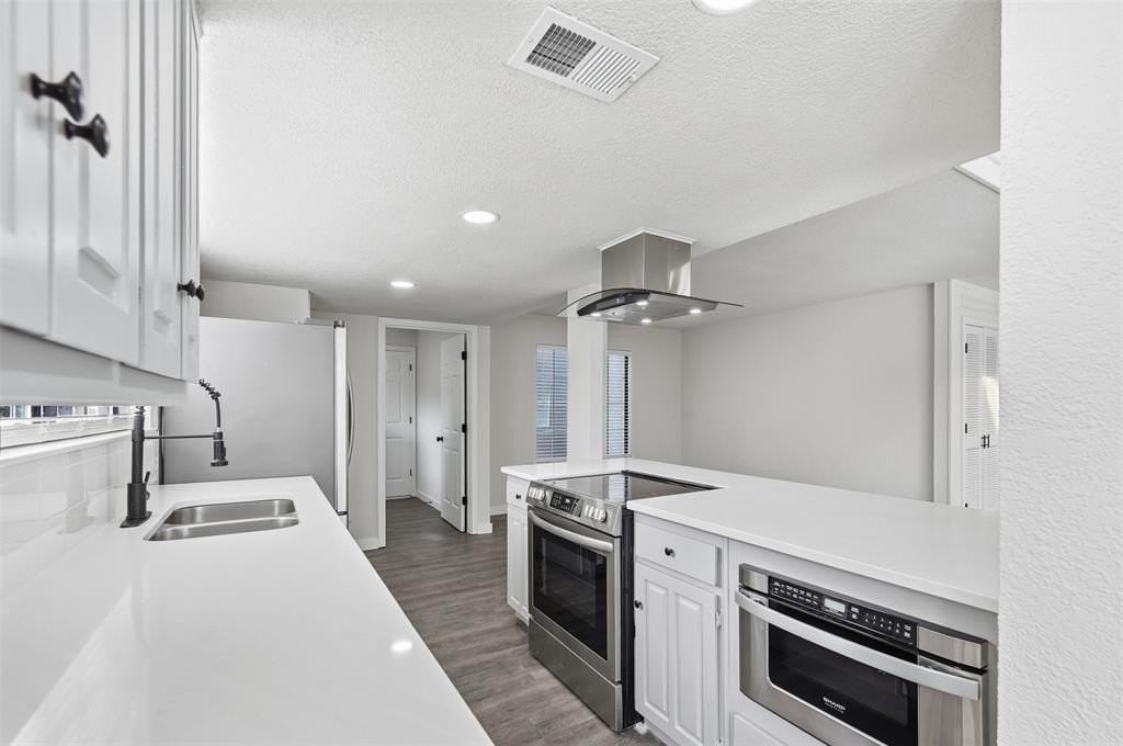 5028 Groom Ln - Photo 6 of 22