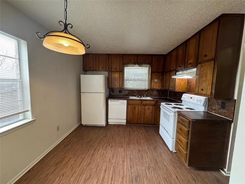 5604 Macgregor Dr - Photo 5 of 16