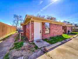 featured image of 209 S Beverly St #D