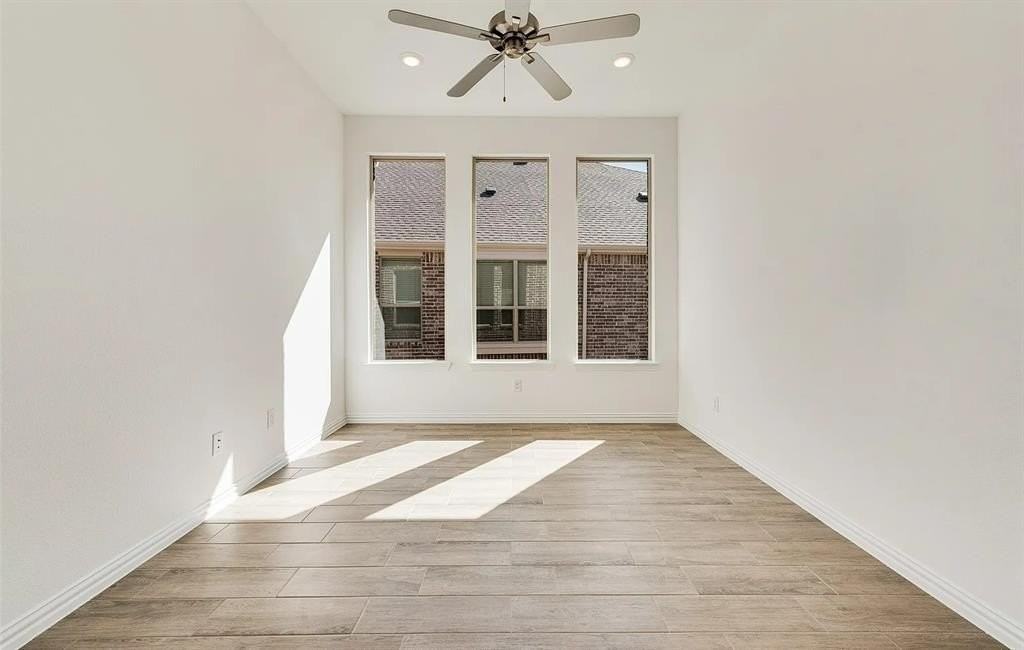 1112 Water Canna Dr - Photo 6 of 15