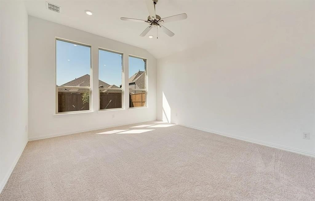 1112 Water Canna Dr - Photo 7 of 15