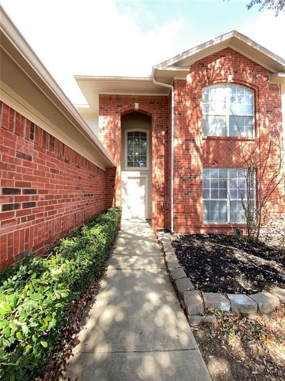 5204 Vista Verde Dr - Photo 3 of 40