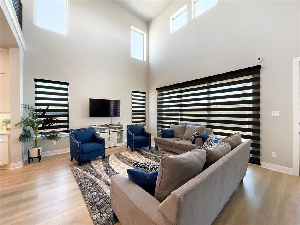 5910 Enclave Dr - Photo 7 of 34