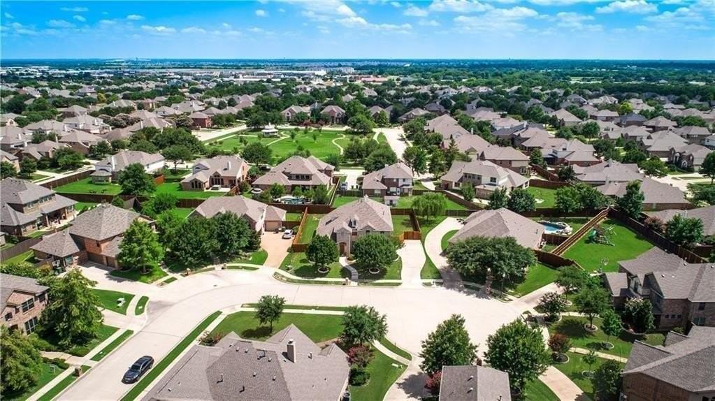 434 Teagarden Ct - Photo 3 of 36