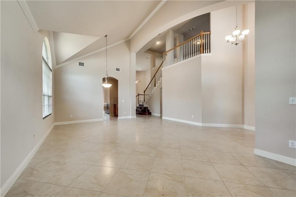 434 Teagarden Ct - Photo 7 of 36