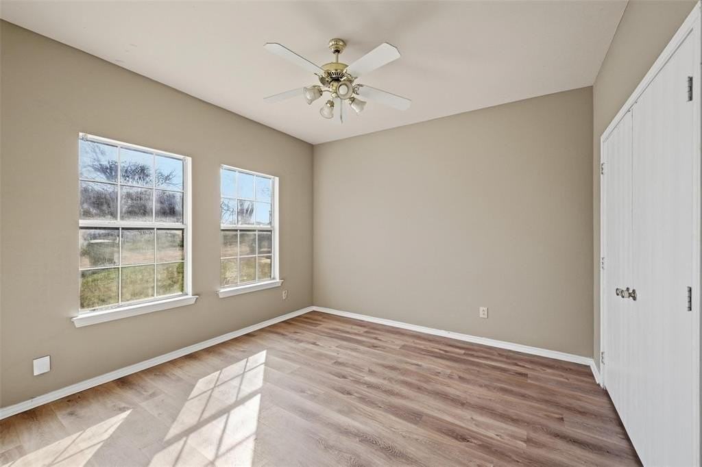 5961 Robinwood St - Photo 7 of 13