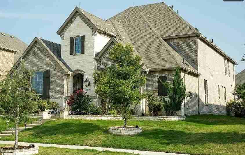 12559 Ravine Creek Rd - Photo 3 of 33