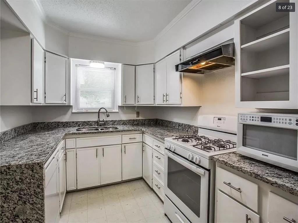 4009 Acacia St - Photo 3 of 18