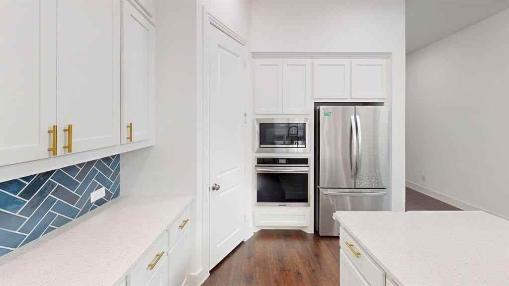 2302 Moonstruck Pl - Photo 5 of 35