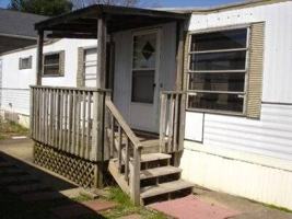 featured image of 3013 Dennis Ct Ne