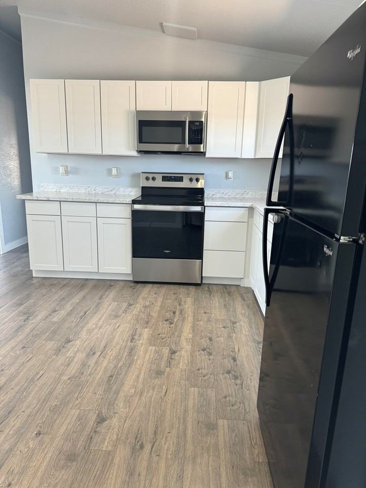 7211 E County Road 59 - Photo 2 of 12