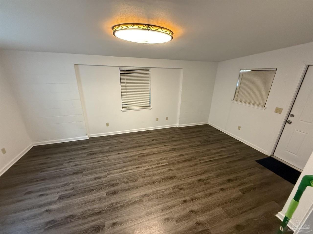 27 Cloverland Ct - Photo 5 of 10