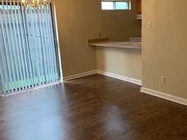 featured image of 112 Glenn St