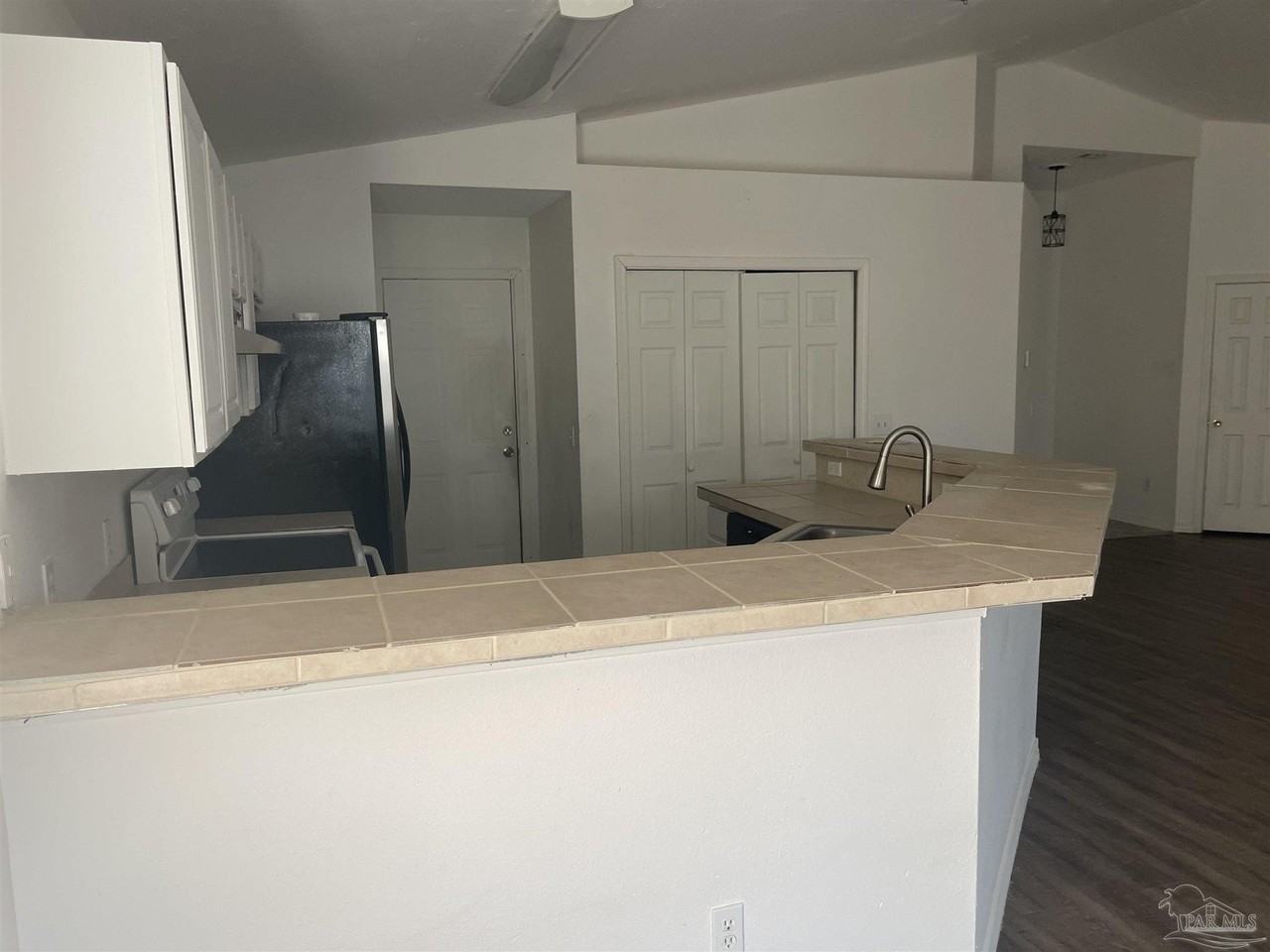 11068 Chippewa Way - Photo 3 of 18