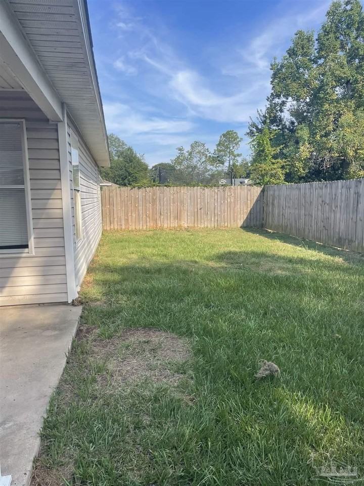 11068 Chippewa Way - Photo 7 of 18