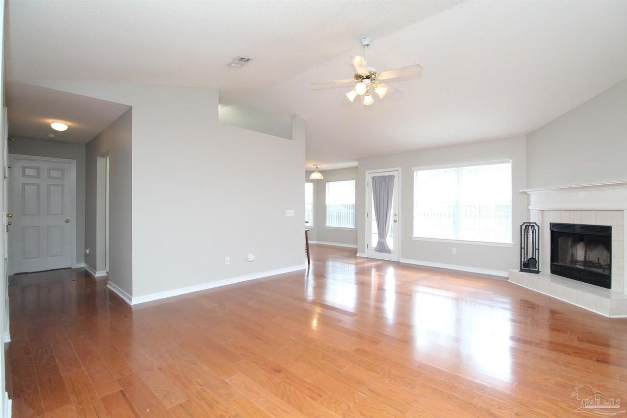 5029 Lantana Dr - Photo 5 of 22