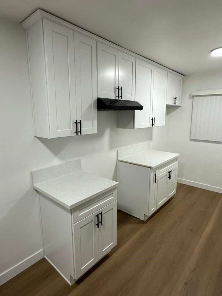 4722 August St. - Photo 6 of 8