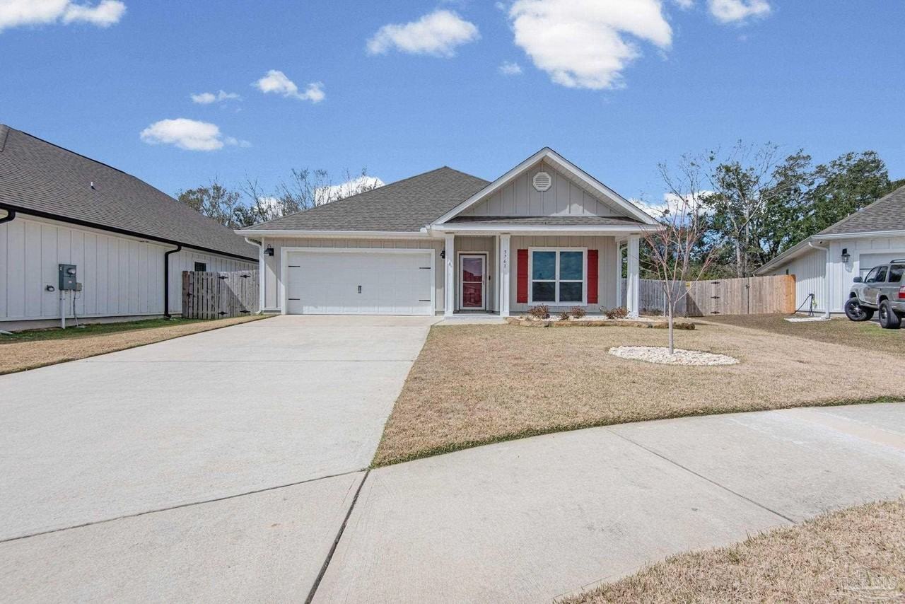 5761 Danbury Blvd - Photo 2 of 50