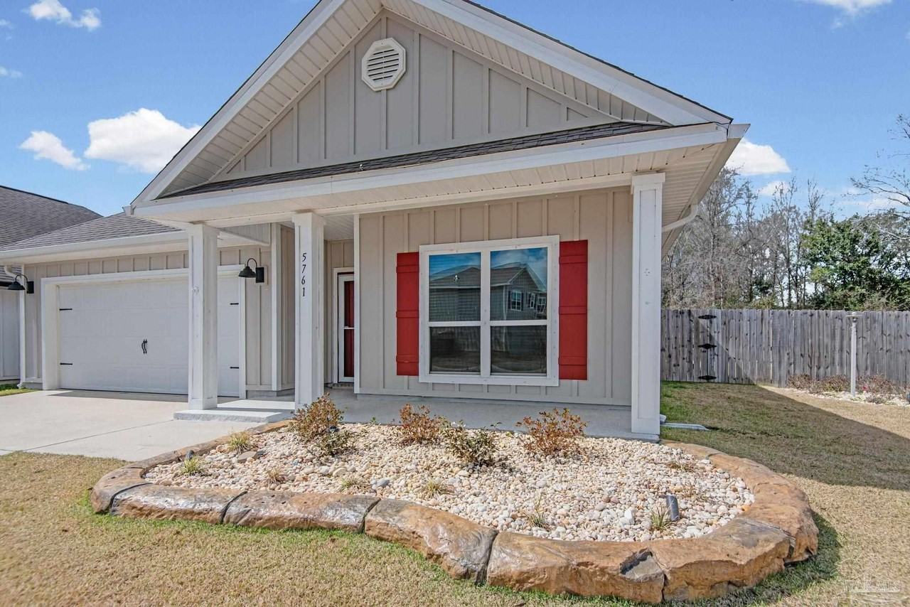 5761 Danbury Blvd - Photo 5 of 50