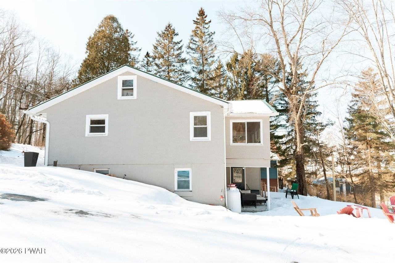 844 Terrace St - Photo 2 of 25