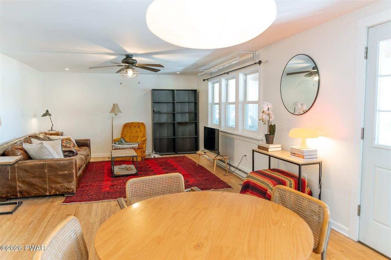 844 Terrace St - Photo 6 of 25