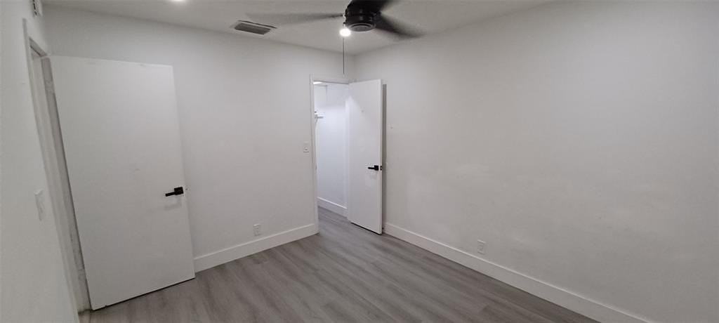 630 N 58th Ave - Photo 6 of 7