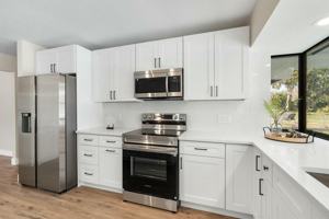 featured image of 210 Se Crosspoint Dr