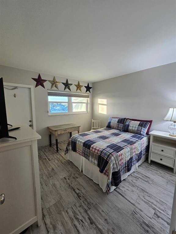 1035 Hillsboro Mile #31 - Photo 5 of 6