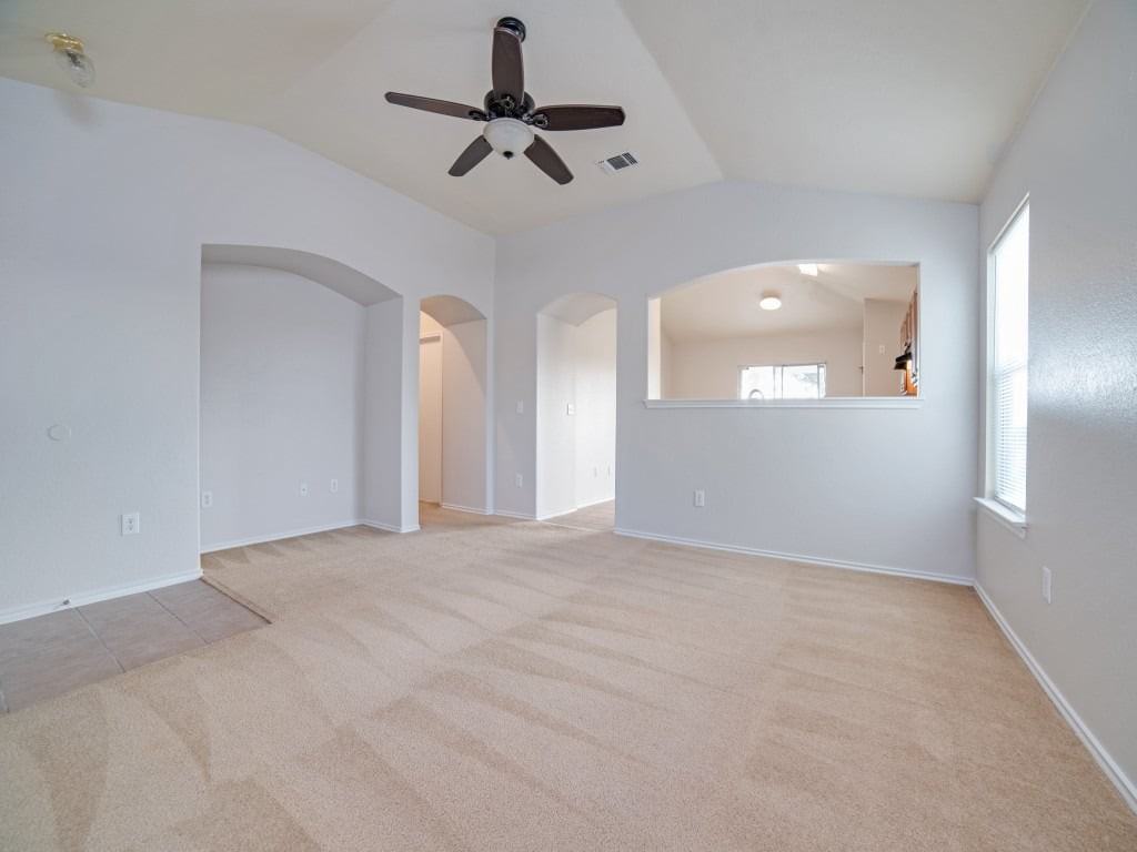 7318 Copper Mdw - Photo 3 of 13