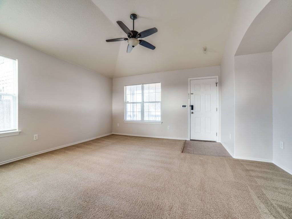 7318 Copper Mdw - Photo 6 of 13