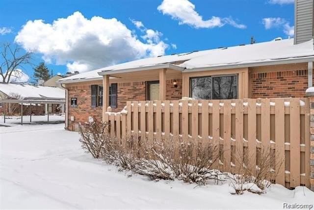 1891 Vine Way Dr #27 - Photo 3 of 34