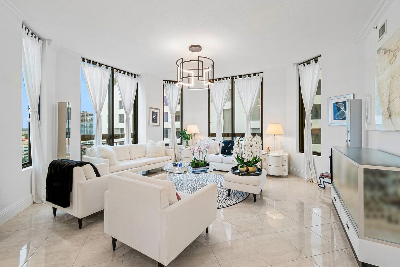 701 S Olive Ave #928 - Photo 2 of 50