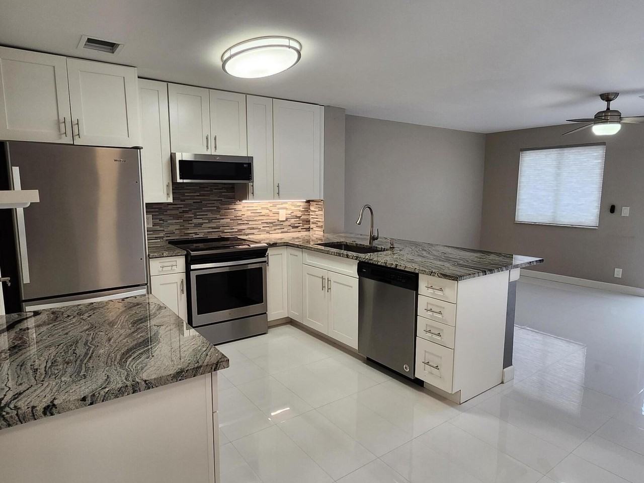 1919 Discovery Cir E - Photo 5 of 23