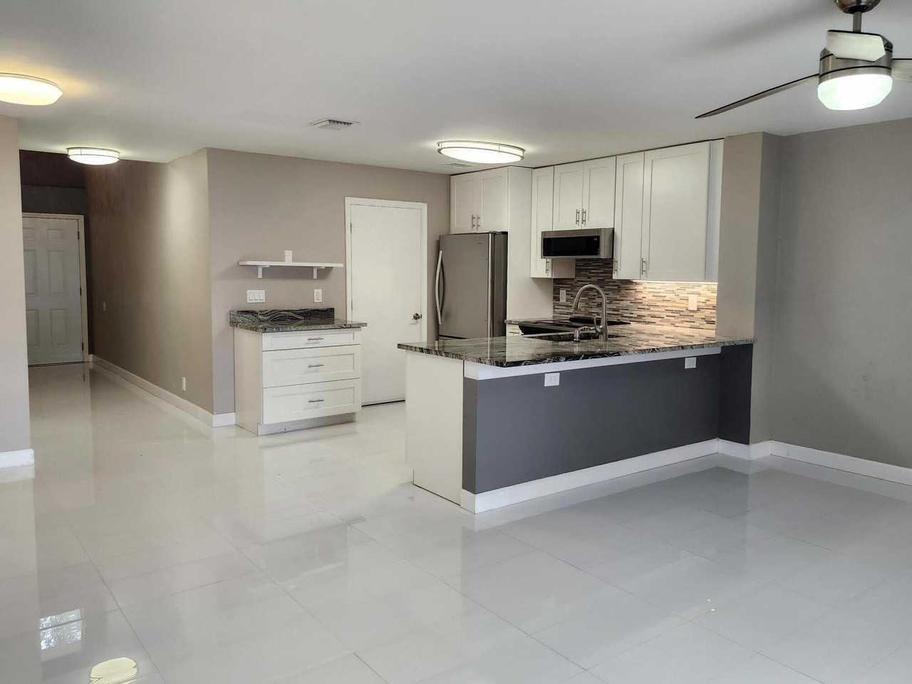 1919 Discovery Cir E - Photo 6 of 23