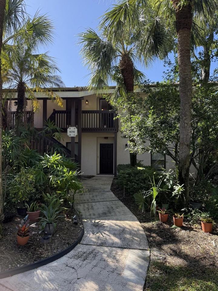 9292 Sabal Ridge Cir #D - Photo 7 of 7