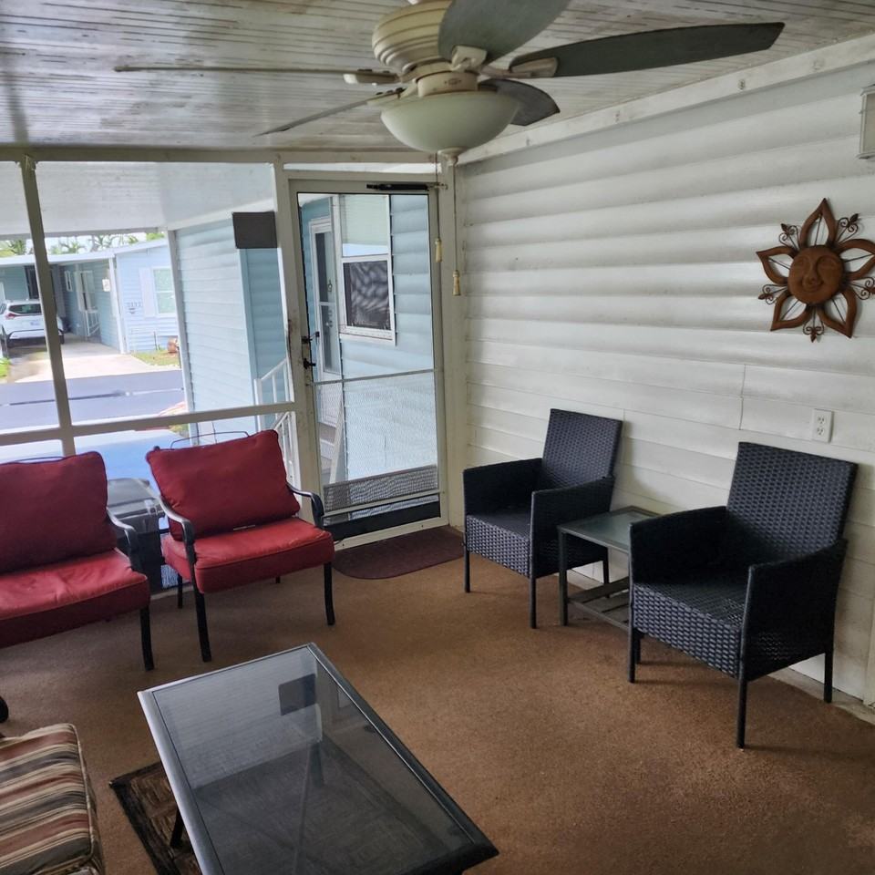 3393 Lake Overlook Pl - Photo 3 of 20