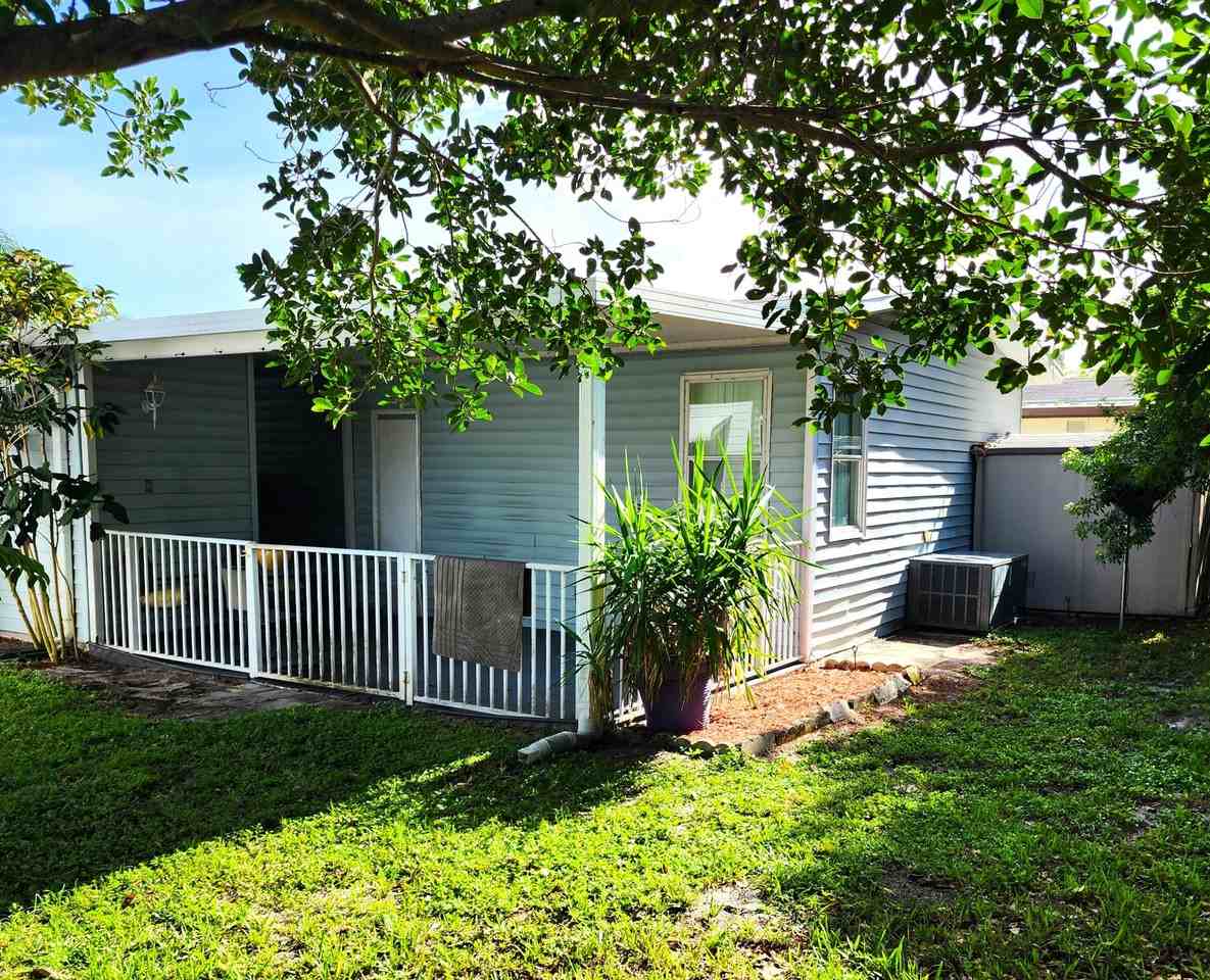 3393 Lake Overlook Pl - Photo 5 of 20