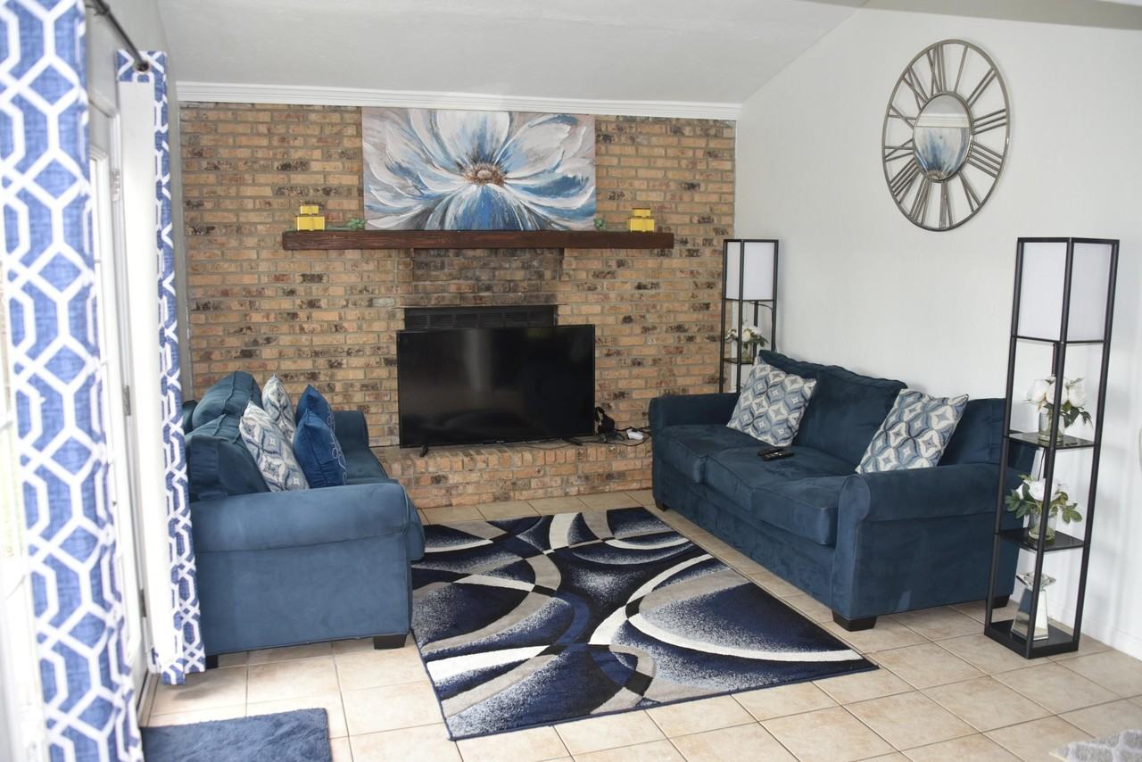 650 W Tharpe St - Photo 2 of 8