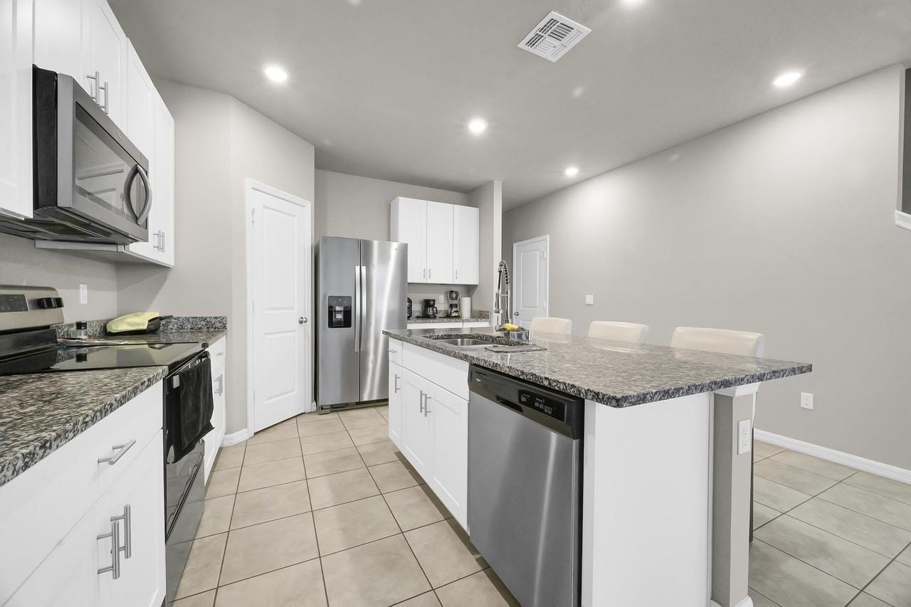 3550 San Bernardino Way - Photo 6 of 28