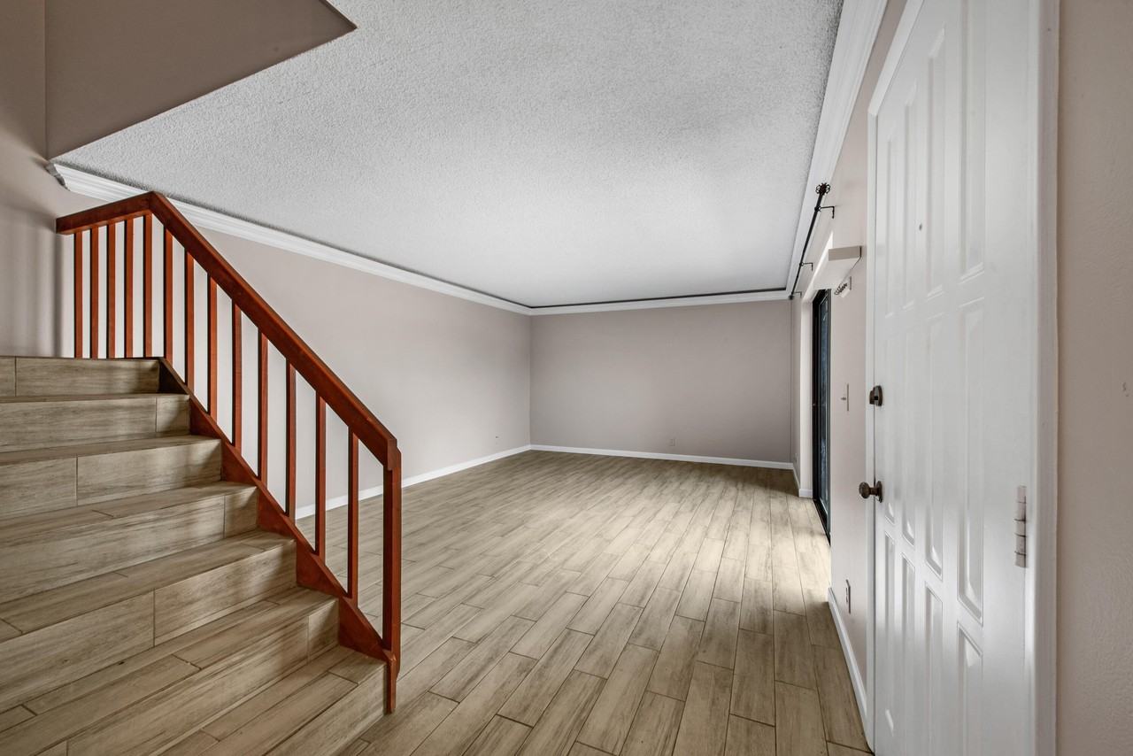 388 Lake Arbor Dr - Photo 6 of 39