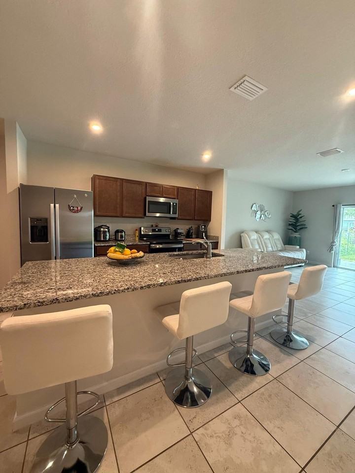 286 Raspberry Rd - Photo 3 of 13