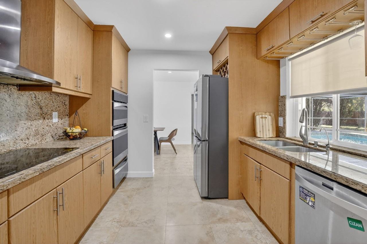 7000 Plantation Rd - Photo 6 of 22