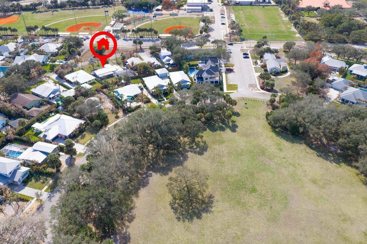 9035 Se Athena St - Photo 5 of 20