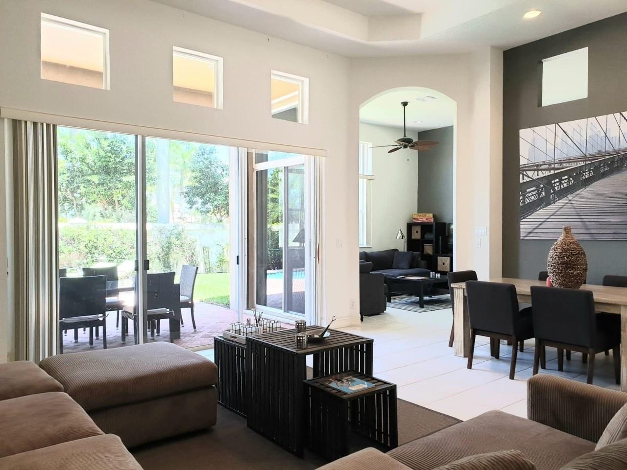 10768 Waterford Pl - Photo 7 of 12