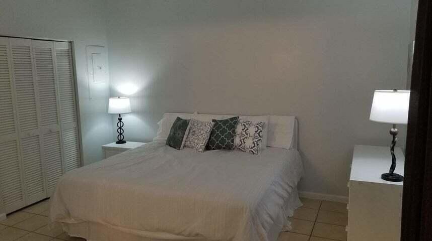 1509 Hawthorne Pl - Photo 7 of 14